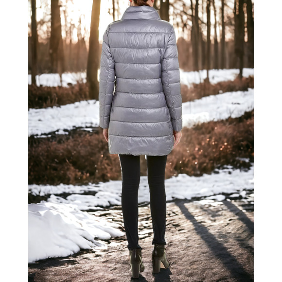 60% OFF Via Spiga Quilted Puffer Women's Coat in Silver Gray Coin M MSRP $170 - Picture 2 of 6